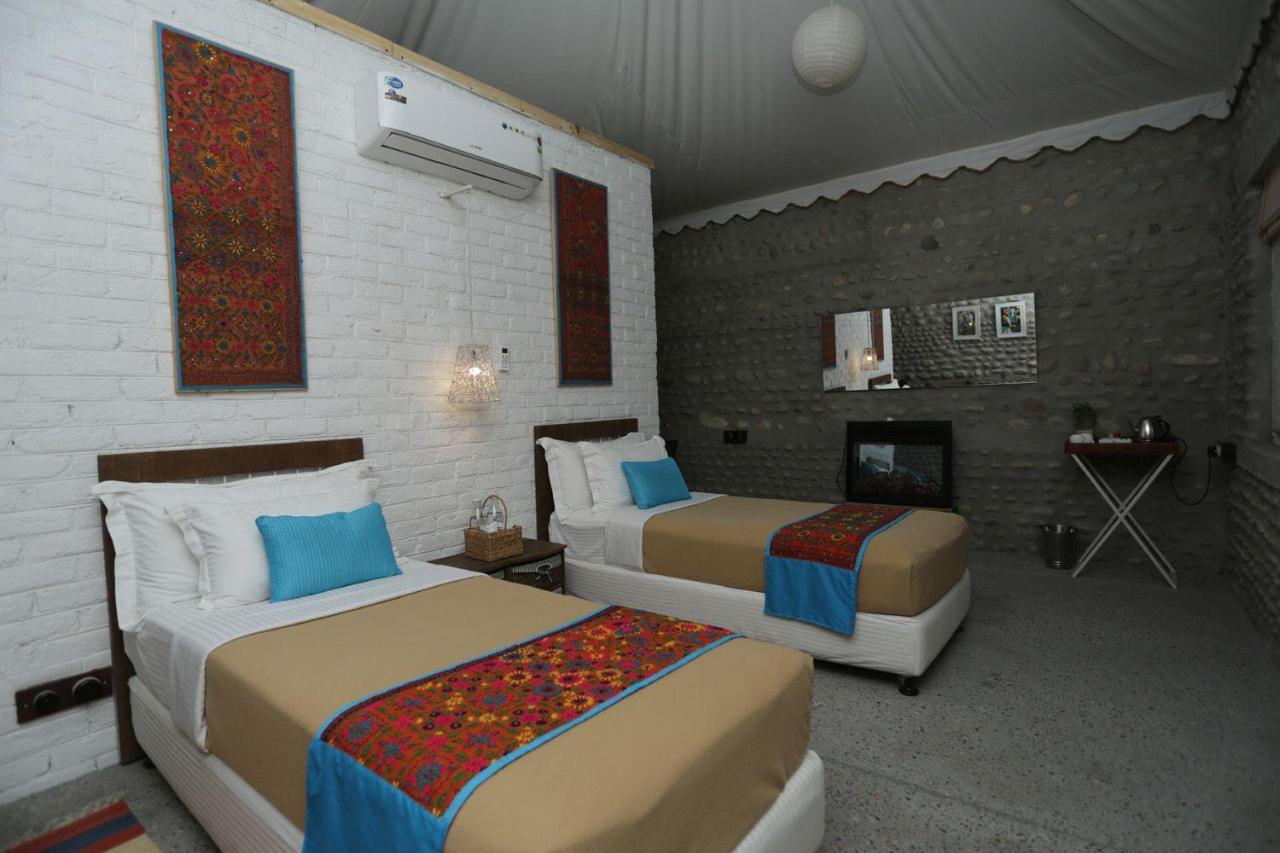 Anand At The Satluj Hotel Anandpur Sāhib Kültér fotó